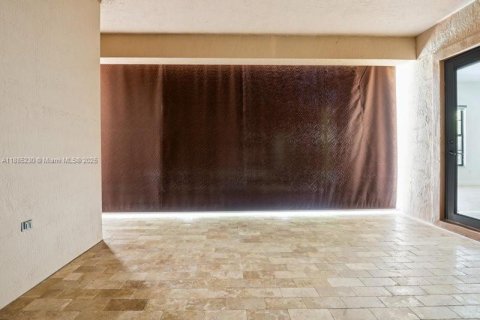 House in Cooper City, Florida 4 bedrooms, 273.32 sq.m. № 1943293 - photo 21