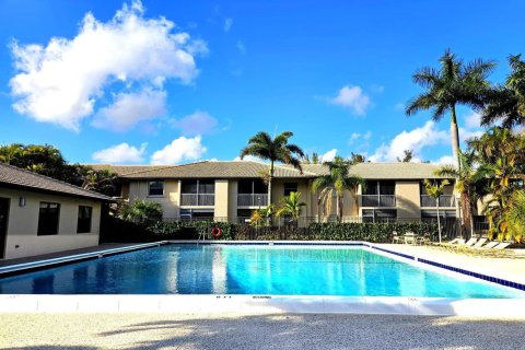 Condo in Margate, Florida, 2 bedrooms  № 2252190 - photo 30