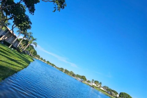Condo in Margate, Florida, 2 bedrooms  № 2252190 - photo 22