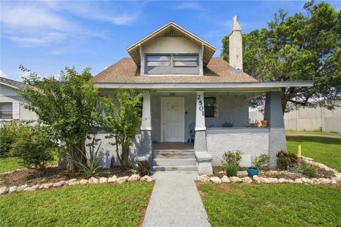 Immobilier commercial à Saint Petersburg, Floride 3 chambres, 133.5 m2 № 2361435