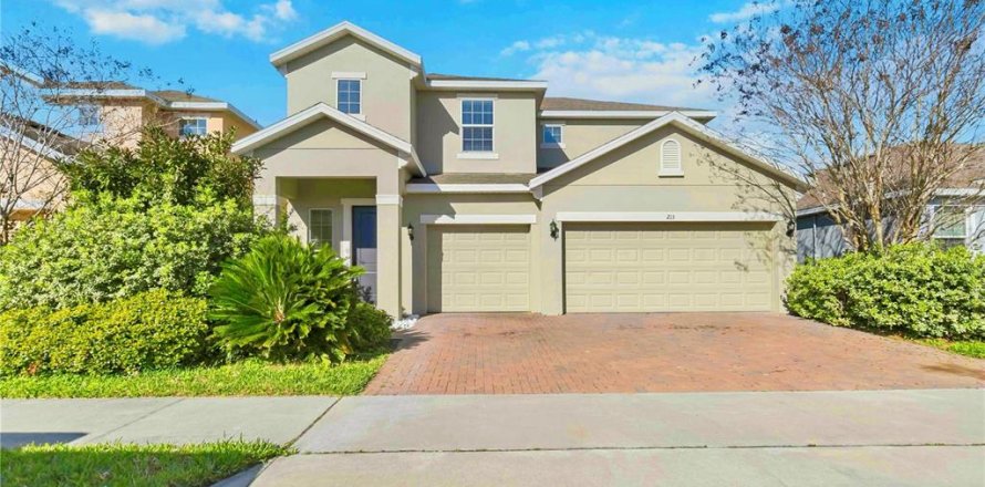 House in Davenport, Florida 4 bedrooms, 170.85 sq.m. № 2124794
