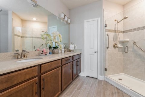 Condominio en venta en Orlando, Florida, 2 dormitorios, 143.91 m2 № 1557237 - foto 21
