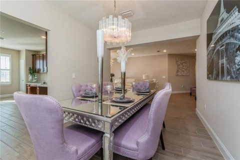 Condominio en venta en Orlando, Florida, 2 dormitorios, 143.91 m2 № 1557237 - foto 9