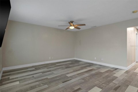 Condominio en venta en Saint Petersburg, Florida, 2 dormitorios, 94.57 m2 № 1538981 - foto 9