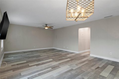 Condominio en venta en Saint Petersburg, Florida, 2 dormitorios, 94.57 m2 № 1538981 - foto 7