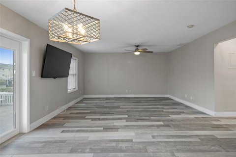 Condominio en venta en Saint Petersburg, Florida, 2 dormitorios, 94.57 m2 № 1538981 - foto 14
