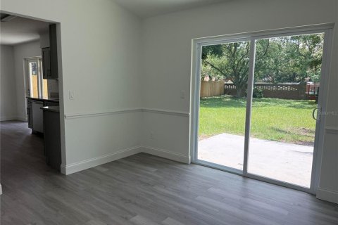 House in Orlando, Florida 3 bedrooms, 117.99 sq.m. № 1857885 - photo 9
