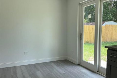 House in Orlando, Florida 3 bedrooms, 117.99 sq.m. № 1857885 - photo 13