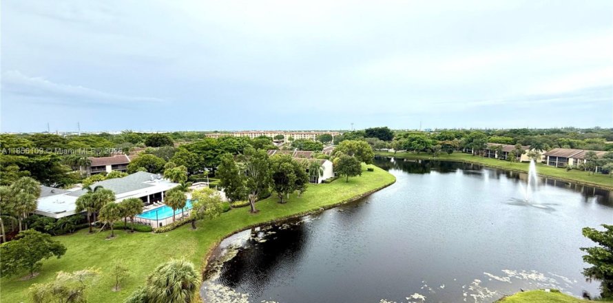 Condo à Deerfield Beach, Floride, 2 chambres  № 1880097