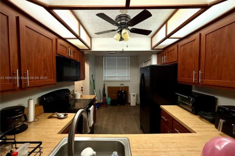 Condo in Deerfield Beach, Florida, 2 bedrooms  № 1880097 - photo 6