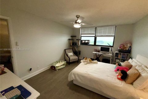 Copropriété à louer à Deerfield Beach, Floride: 2 chambres, 111.48 m2 № 1880097 - photo 9