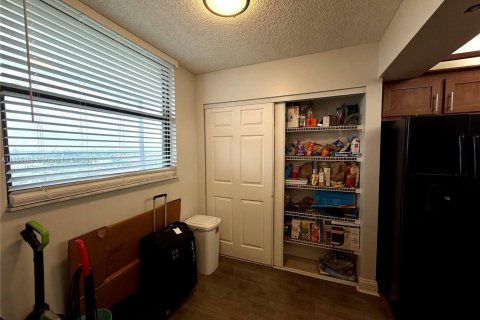 Copropriété à louer à Deerfield Beach, Floride: 2 chambres, 111.48 m2 № 1880097 - photo 15