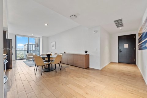Купить кондоминиум в Майами, Флорида 3 спальни, 105.44м2, № 2085064 - фото 24