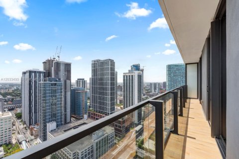 Купить кондоминиум в Майами, Флорида 3 спальни, 105.44м2, № 2085064 - фото 22