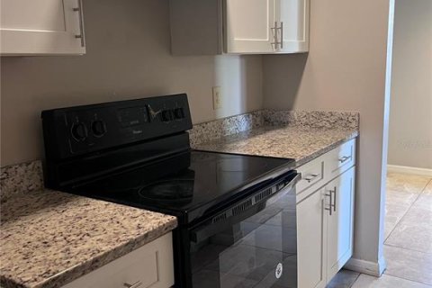 Condo in Kissimmee, Florida, 2 bedrooms  № 1873352 - photo 6
