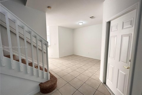 Adosado en alquiler en Miami, Florida, 3 dormitorios, 164.44 m2 № 2027204 - foto 5