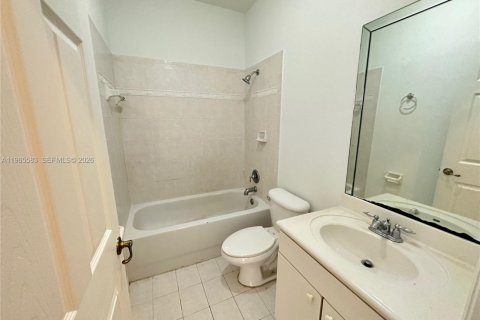 Adosado en alquiler en Miami, Florida, 3 dormitorios, 164.44 m2 № 2027204 - foto 14
