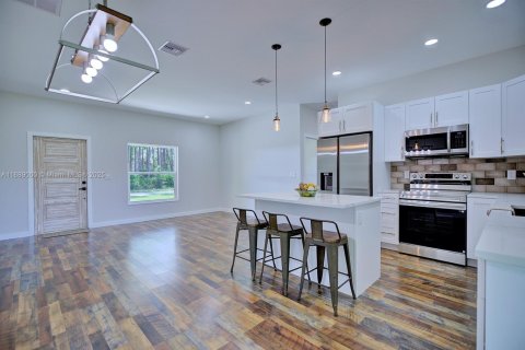 House in Sebring, Florida 2 bedrooms, 106.93 sq.m. № 1941232 - photo 20