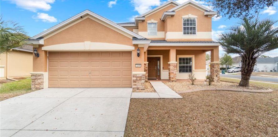 Casa en Ocala, Florida 4 dormitorios, 233.28 m2 № 2093829