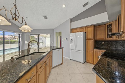 Villa ou maison à vendre à Spring Hill, Floride: 4 chambres, 214.51 m2 № 2429603 - photo 18
