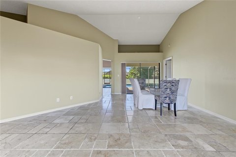 Villa ou maison à vendre à Spring Hill, Floride: 4 chambres, 214.51 m2 № 2429603 - photo 11