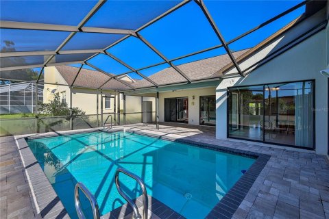 Villa ou maison à vendre à Spring Hill, Floride: 4 chambres, 214.51 m2 № 2429603 - photo 2
