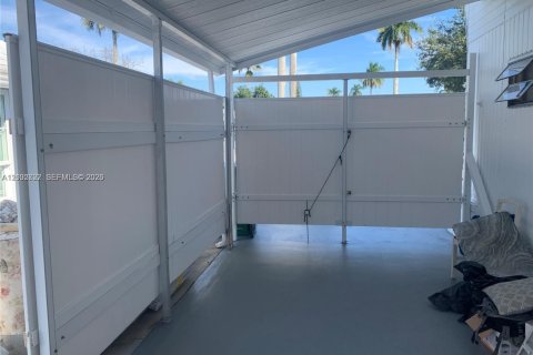 Appartement à louer à Davie, Floride: 2 chambres, 74.69 m2 № 2407470 - photo 2