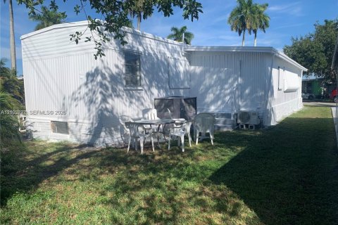 Appartement à louer à Davie, Floride: 2 chambres, 74.69 m2 № 2407470 - photo 3