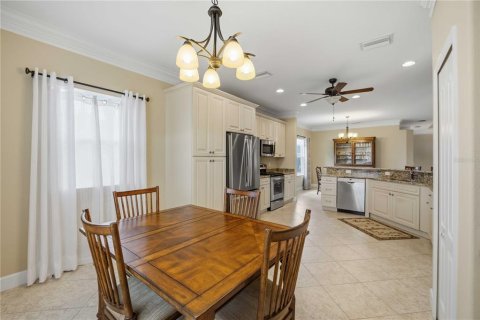 Villa ou maison à vendre à Englewood, Floride: 3 chambres, 194.35 m2 № 2131639 - photo 17