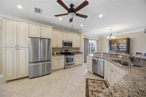 Villa ou maison à vendre à Englewood, Floride: 3 chambres, 194.35 m2 № 2131639 - photo 12