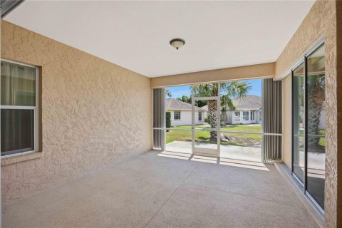 Villa ou maison à vendre à Englewood, Floride: 3 chambres, 194.35 m2 № 2131639 - photo 3