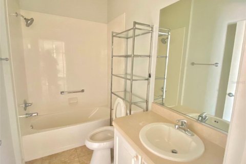 Casa en venta en The Villages, Florida, 2 dormitorios, 111.11 m2 № 1776949 - foto 14