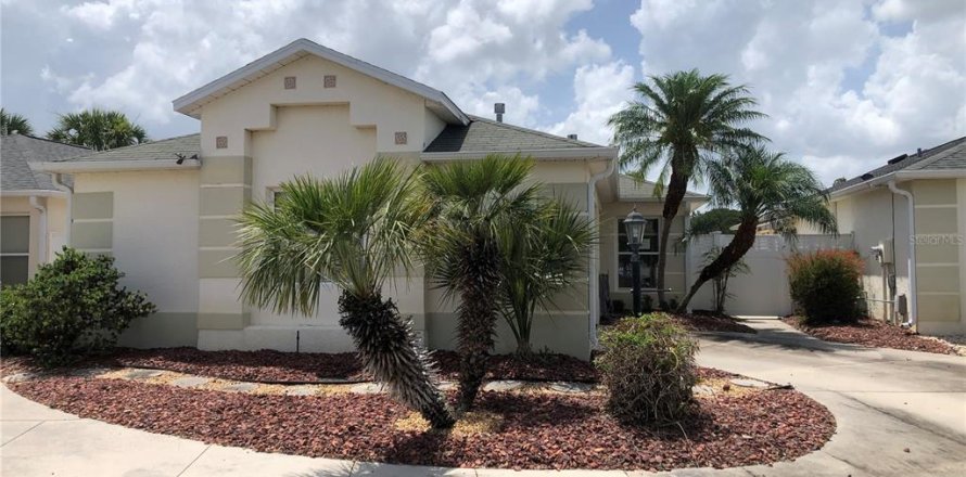 Casa en The Villages, Florida 2 dormitorios, 111.11 m2 № 1776949