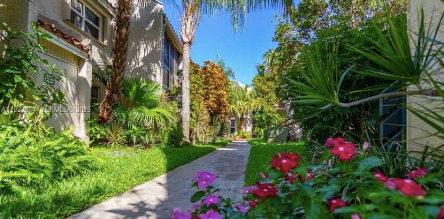 Condo à Oakland Park, Floride, 2 chambres № 1982578