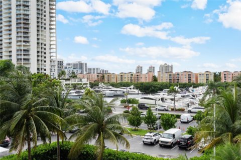 Condominio en venta en Aventura, Florida, 2 dormitorios, 175.31 m2 № 1938806 - foto 27