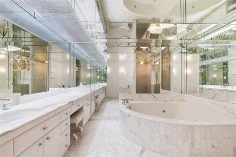 Copropriété à vendre à Aventura, Floride: 2 chambres, 175.31 m2 № 1938806 - photo 18
