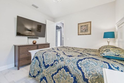 House in Apollo Beach, Florida 5 bedrooms, 240.06 sq.m. № 1894952 - photo 14