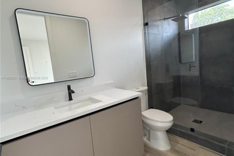 Casa en venta en Hollywood, Florida, 4 dormitorios № 1857215 - foto 13