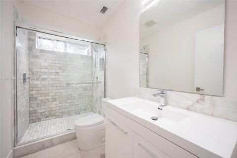 House in Pembroke Pines, Florida 4 bedrooms, 196.02 sq.m. № 1762919 - photo 23
