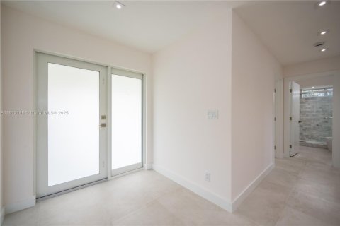 House in Pembroke Pines, Florida 4 bedrooms, 196.02 sq.m. № 1762919 - photo 9