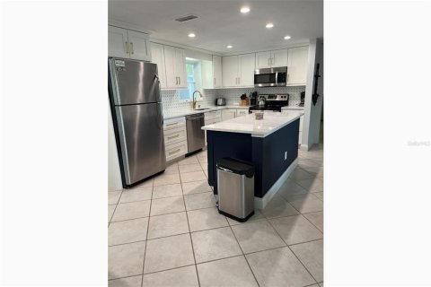 Casa en alquiler en Sarasota, Florida, 3 dormitorios, 150.22 m2 № 1369507 - foto 21