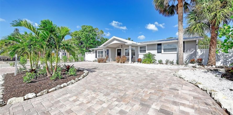 Casa en Sarasota, Florida 3 dormitorios, 150.22 m2 № 1369507