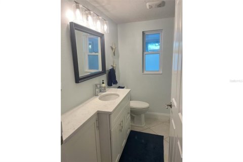 Casa en alquiler en Sarasota, Florida, 3 dormitorios, 150.22 m2 № 1369507 - foto 4