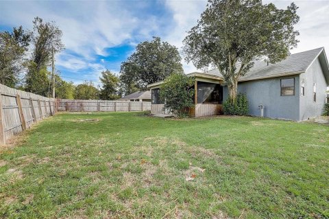 Villa ou maison à vendre à Deltona, Floride: 3 chambres, 116.41 m2 № 1880475 - photo 16