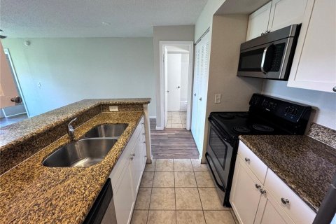 Condo in Orlando, Florida, 1 bedroom  № 1508186 - photo 7