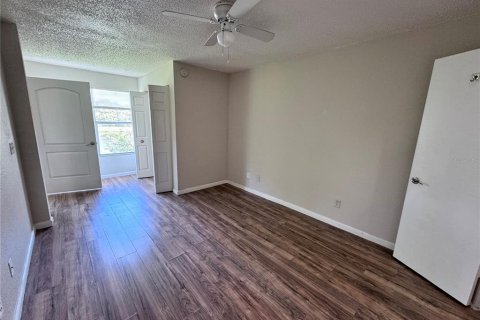 Condo in Orlando, Florida, 1 bedroom  № 1508186 - photo 13