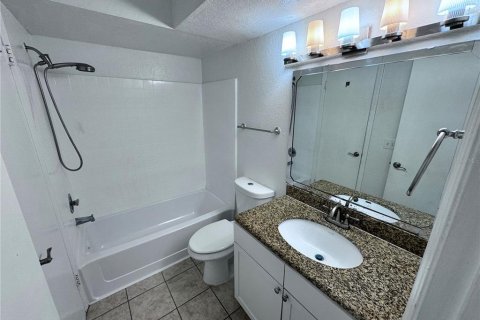 Condo in Orlando, Florida, 1 bedroom  № 1508186 - photo 16