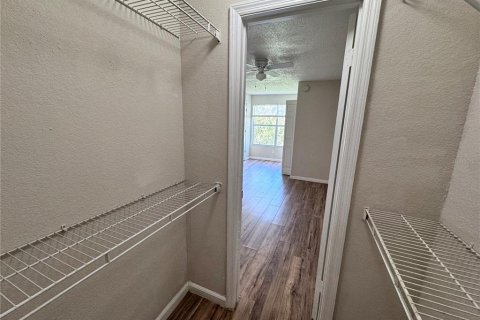 Condo in Orlando, Florida, 1 bedroom  № 1508186 - photo 15