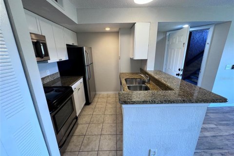 Condo in Orlando, Florida, 1 bedroom  № 1508186 - photo 6