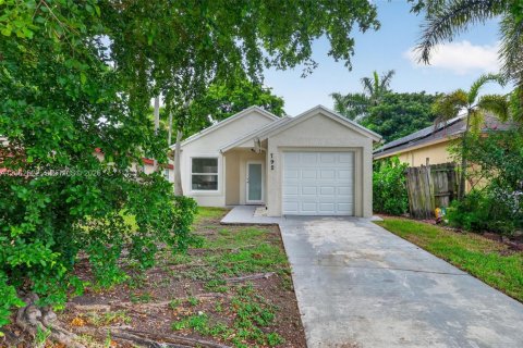 Villa ou maison à Florida City, Floride 3 chambres, 97.83 m2 № 2294095